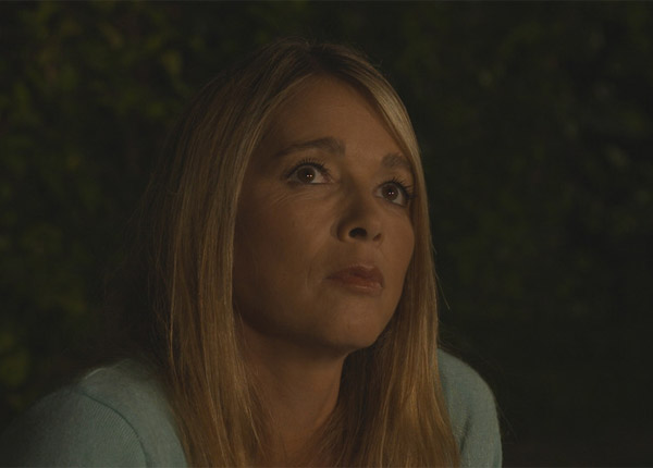 Les mystères de l’amour : Nicolas change à jamais la vie d’Hélène Les mystères de l’amour : Nicolas change à jamais la vie d’Hélène