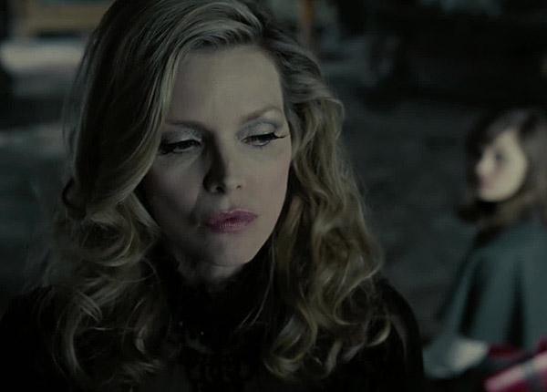 Dark Shadows : Tim Burton et Johnny Depp restent dans l’ombre de TF1 Dark Shadows : Tim Burton et Johnny Depp restent dans l’ombre de TF1