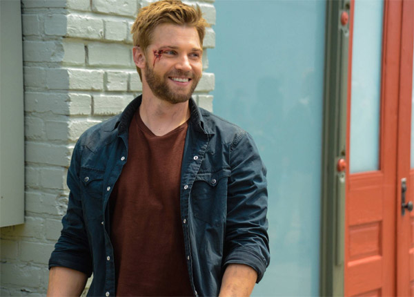 Mike Vogel (Under the dome) : « Barbie ne peut s’empêcher de venir en aide à Julia et Joe »