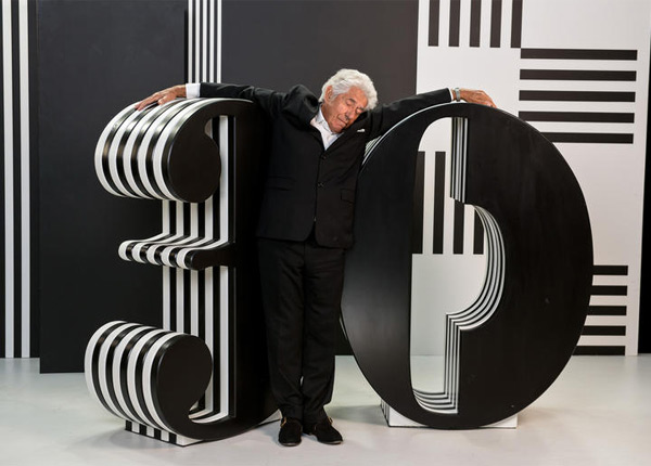 Nos Années Nulle part ailleurs : Philippe Gildas fête à sa manière les 30 ans de Canal+ Nos Années Nulle part ailleurs : Philippe Gildas fête à sa manière les 30 ans de Canal+