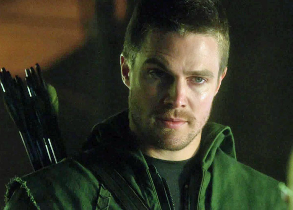 Arrow : l’Archer Vert Stephen Amell garde la forme sur TF1