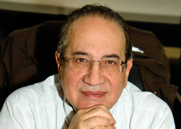 Jean-Luc Azoulay (Les Mystères de l’amour) : « J’avais envie de faire des prime time depuis toujours » Jean-Luc Azoulay (Les Mystères de l’amour) : « J’avais envie de faire des prime time depuis toujours »