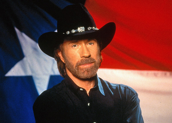 L’univers impitoyable de Dallas broyé par Walker Texas Ranger L’univers impitoyable de Dallas broyé par Walker Texas Ranger