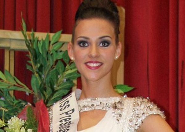 Margaux Deroy (Miss Flandre) sacrée miss Prestige National 2015