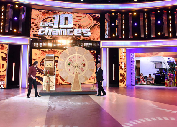 Le Juste prix : des beaux gosses pour booster les audiences de TF1 Le Juste prix : des beaux gosses pour booster les audiences de TF1