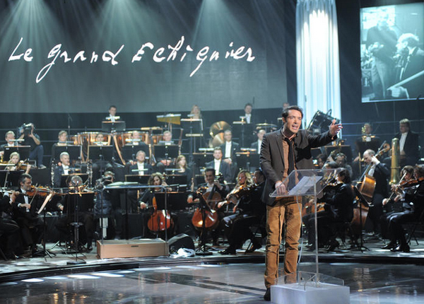 Le Grand échiquier : Nicolas Bedos et Frédéric Taddéï pour un dernier hommage