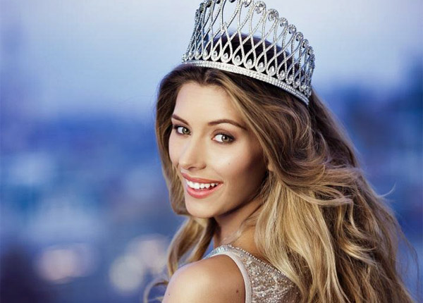 Camille Cerf en route pour Miss Univers 2015 : « C’est le titre absolu ! »