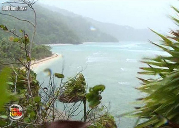 Koh Lanta : un lancement repoussé en direct suite à une tempête Koh Lanta : un lancement repoussé en direct suite à une tempête