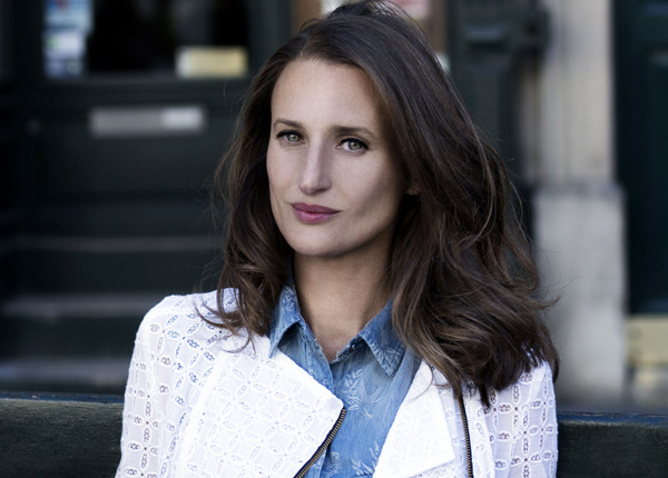Camille Cottin : « Je suis connue grâce à Connasse, ça permet de garder une certaine distance » Camille Cottin : « Je suis connue grâce à Connasse, ça permet de garder une certaine distance »