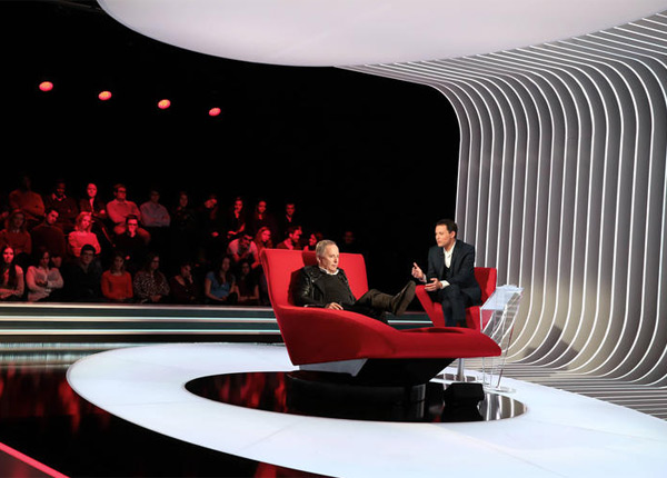 Thierry Ardisson refuse de s’allonger dans Le Divan de Marc-Olivier Fogiel Thierry Ardisson refuse de s’allonger dans Le Divan de Marc-Olivier Fogiel