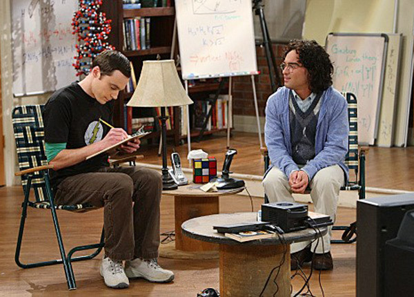 The Big Bang Theory : Sheldon et Leonard proches du leadership The Big Bang Theory : Sheldon et Leonard proches du leadership
