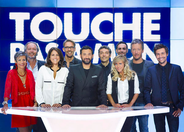 Touche pas à mon poste : Laury Thilleman chez Cyril Hanouna pour La Nuit de l’eau Touche pas à mon poste : Laury Thilleman chez Cyril Hanouna pour La Nuit de l’eau