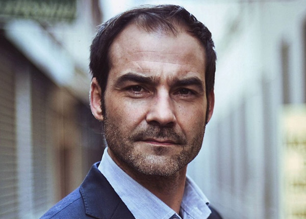 Cut : Charles Clément (Plus belle la vie, Hero Corp) jouera le père d’Adil (Ambroise Michel) dans la saison 3