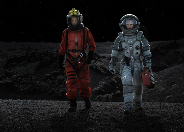 Doctor Who : Clara va-t-elle pardonner le Docteur après leur voyage sur la Lune ?