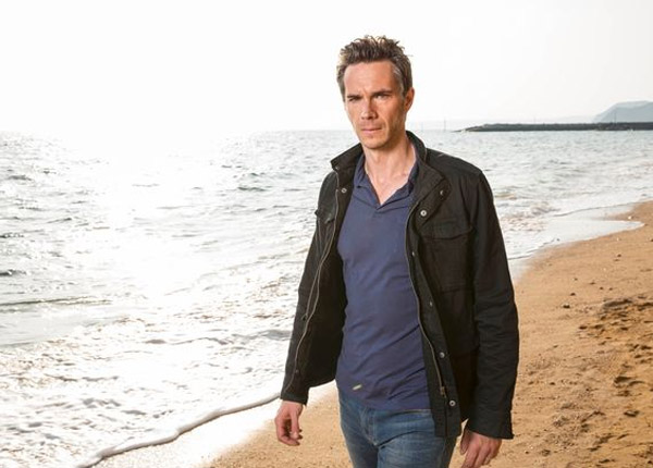 Broadchurch (saison 2) : qui est Lee Ashworth de l’affaire Sandbrook ? Broadchurch (saison 2) : qui est Lee Ashworth de l’affaire Sandbrook ?