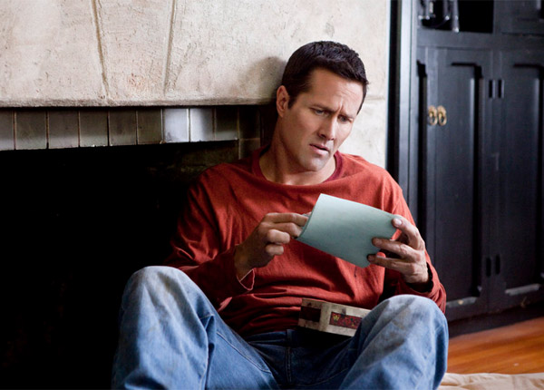 Un demi-siècle nous sépare : Rob Estes (Melrose Place, 90210 Beverly Hills) face à des événements surnaturels Un demi-siècle nous sépare : Rob Estes (Melrose Place, 90210 Beverly Hills) face à des événements surnaturels