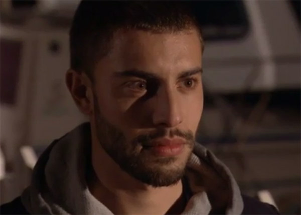 Plus belle la vie : Abdel bientôt dealer de drogue, qui va payer pour le meurtre de Manu ? Plus belle la vie : Abdel bientôt dealer de drogue, qui va payer pour le meurtre de Manu ?