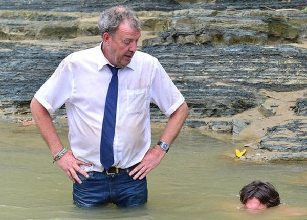 Jeremy Clarkson (Top Gear) : « J’ai perdu mon bébé mais je vais en créer un autre » Jeremy Clarkson (Top Gear) : « J’ai perdu mon bébé mais je vais en créer un autre »