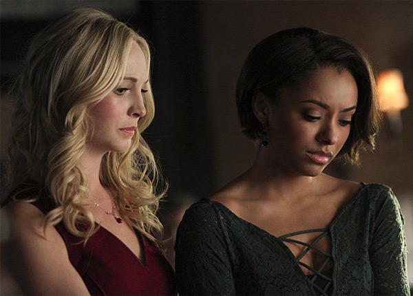 Vampire Diaries : la saison 7 se dévoile déjà, centrée sur Damon et Stefan