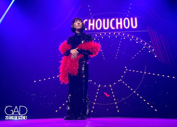 Gad Elmaleh, 20 ans de scène : Cyril Hanouna, Florence Foresti, M Pokora, Johnny Hallyday et Tal sur TF1 Gad Elmaleh, 20 ans de scène : Cyril Hanouna, Florence Foresti, M Pokora, Johnny Hallyday et Tal sur TF1