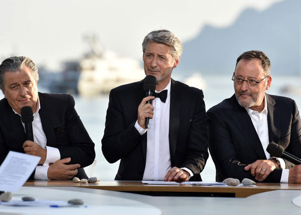 Le Grand journal de Cannes moins performant que Salut les Terriens