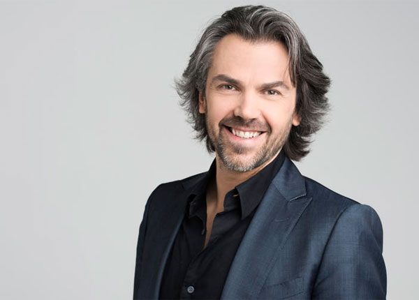 C à vous : Aymeric Caron (On n’est pas couché) et Thomas Dutronc au dîner de France 5