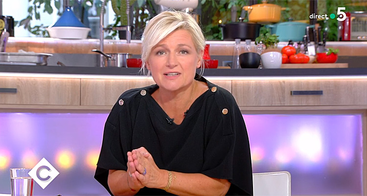 C à vous / C dans l’air : Anne-Elisabeth Lemoine et Caroline Roux réussissent leur rentrée sur France 5 C à vous / C dans l’air : Anne-Elisabeth Lemoine et Caroline Roux réussissent leur rentrée sur France 5
