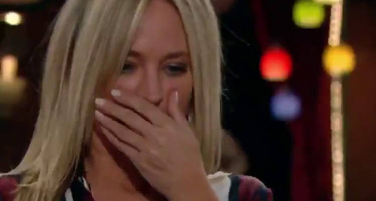 Les feux de l’amour (VIDEO) : un corbeau menace Sharon (Sharon Case), la lettre qui va tout changer Les feux de l’amour (VIDEO) : un corbeau menace Sharon (Sharon Case), la lettre qui va tout changer