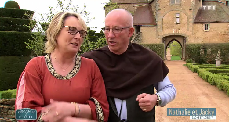 Bienvenue à l’hôtel : bagarre générale chez Nathalie et Jacky, Sandrine et Eric relèvent les manches