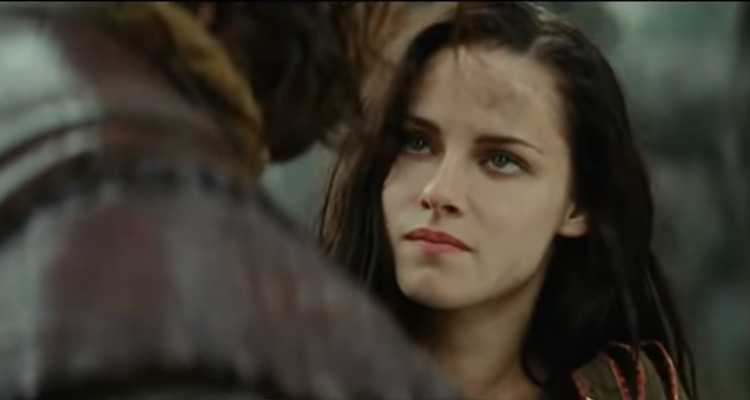 Le Chasseur et la Reine des glaces : pourquoi Kristen Stewart et Blanche-Neige sont absentes du film ?