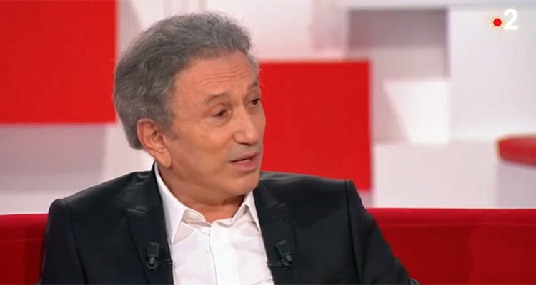 Vivement Dimanche : Michel Drucker victime de la Coupe de France de football Vivement Dimanche : Michel Drucker victime de la Coupe de France de football