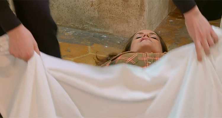 Les Mystères de l’amour (spoiler) : Ingrid déclarée morte, Fanny prise au piège Les Mystères de l’amour (spoiler) : Ingrid déclarée morte, Fanny prise au piège