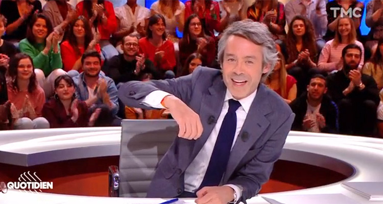 Quotidien : Yann Barthès vient difficilement à bout de Cyril Hanouna