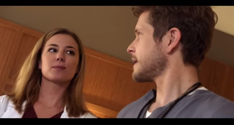 The Resident (TF1) : comment Emily VanCamp et Matt Czuchry ont célébré leurs fausses retrouvailles