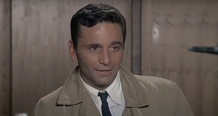 Columbo (TMC) : Pourquoi Peter Falk n’a pas été le tout premier Columbo avec « Inculpé de meurtre »