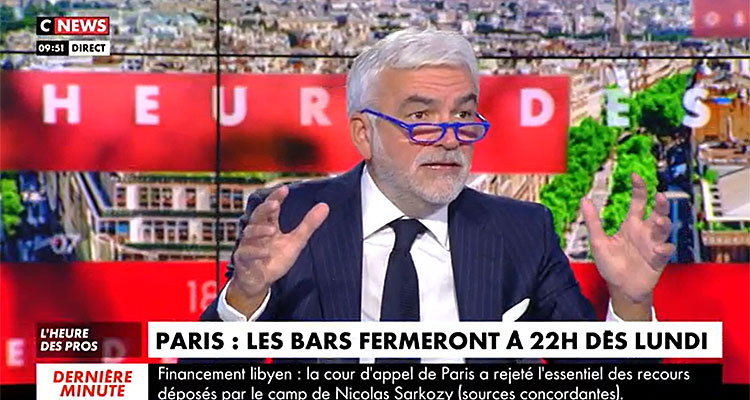 L’heure des pros : Pascal Praud attaque Emmanuel Macron, Nicolas Bedos savoure