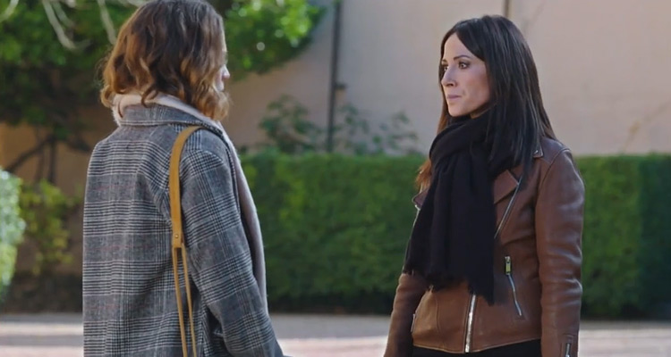 Plus belle la vie (spoilers) : résumés des épisodes du lundi 4 au vendredi 8 janvier 2021 sur France 3 Plus belle la vie (spoilers) : résumés des épisodes du lundi 4 au vendredi 8 janvier 2021 sur France 3