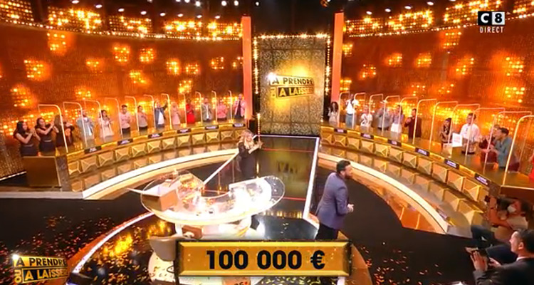 A prendre ou à laisser (C8) : le banquier en faillite, Cyril Hanouna décroche le jackpot avec Marie-Jade 