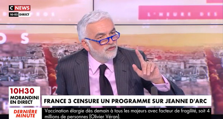 Heure des Pros : Pascal Praud enrage après la censure d’une chroniqueuse, CNews sur une voie royale