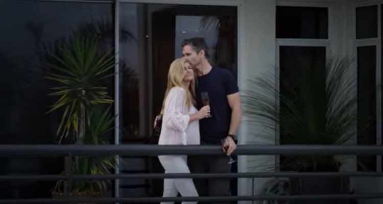 Dirty John (TF1) : la terrible histoire vraie de John Meehan et Debra Newell, sa dernière victime jouée par Connie Britton (9-1-1)