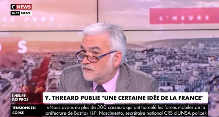 L’heure des Pros : chamboulement inattendu pour Pascal Praud sur CNews, Elisabeth Lévy agressée