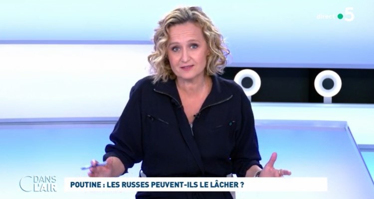 C dans l’air : coup de théâtre pour Caroline Roux, l’incroyable record sur France 5