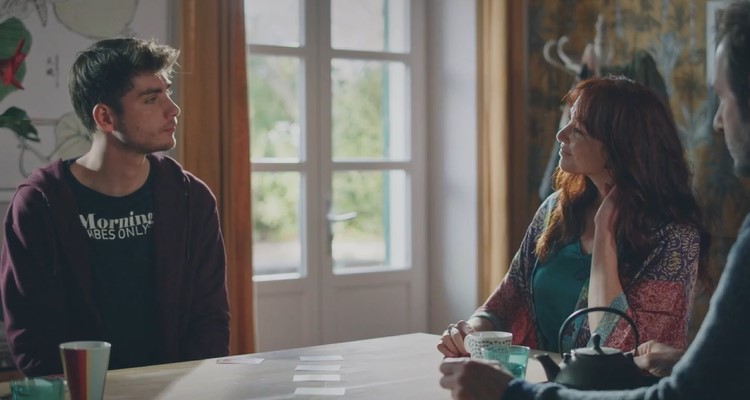 Plus belle la vie (spoiler) : Théo Bommel et Delphine réalisent le braquage du siècle