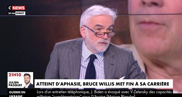 L’heure des pros : Pascal Praud face aux insultes, une surprise XXL annoncée sur CNews ?