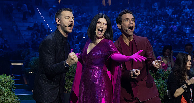 Eurovision 2022 : scandales et polémiques avant la demi-finale 2, Mika et Laura Pausini appelés à la rescousse