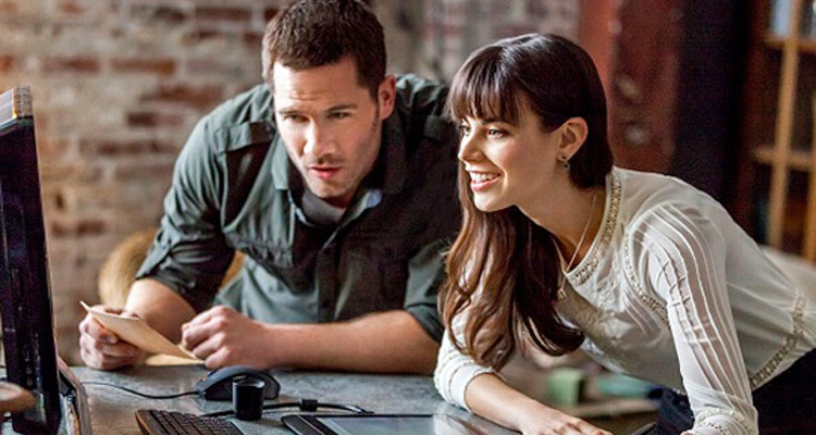 Une romance-photo (M6) : Meghan Ory (Once Upon A Time) et Luke Macfarlane (Night Shift) en pleine love story