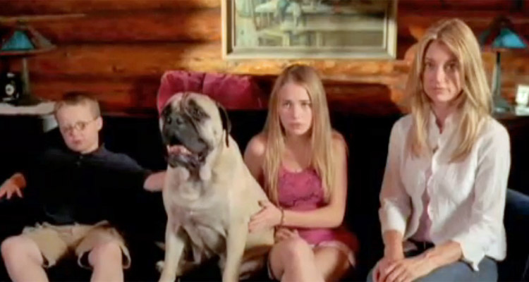 Amours de vacances (M6) : quand Brittany Robertson (The Secret Circle / Under the dome) se prend d’affection pour Frank