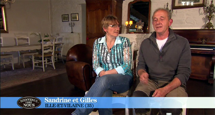 Bienvenue chez nous : Martine et Laurent critiquent Sandrine et Gilles, TF1 retrouve des fidèles Bienvenue chez nous : Martine et Laurent critiquent Sandrine et Gilles, TF1 retrouve des fidèles