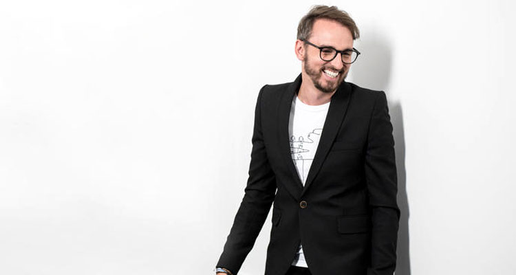 Vivement Dimanche : « La tortue » Christophe Willem brise sa carapace avec Kev Adams et Jenifer