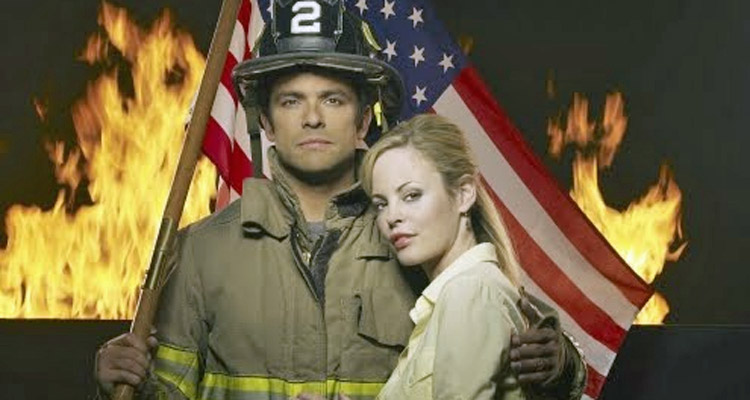 Pour l’amour de Grace (TF1) : Chandra West (The Gates) sauvée des flammes par Mark Consuelos (Missing, disparus sans laisser de trace)